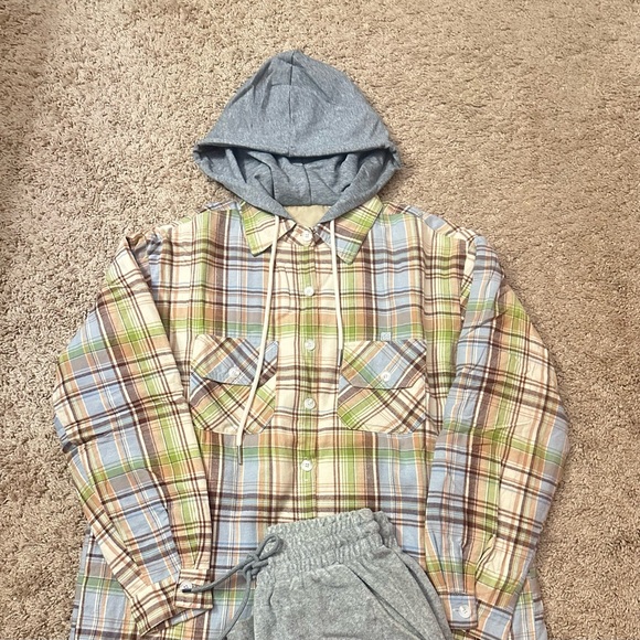 Quilted Shirt Jacket” 
 “Lightweight Padded Shacket - Picture 4 of 8